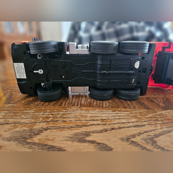 Remote Control Constrution Set - Picture 7 of 13